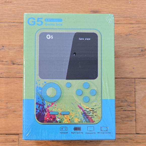 G5 Handhel Game Box Player 500 Retro Games 3" Screen Mario Bros, Tetris & More. - Picture 1 of 4